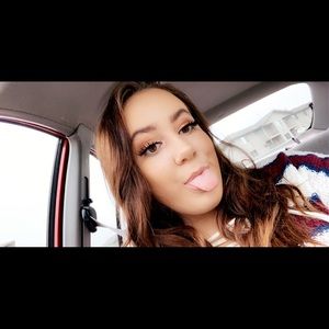 Meet your Posher, Kylee